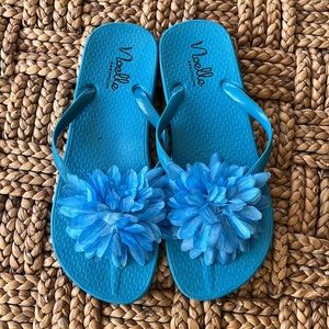 Noelle Key Largo PomPom Sandals 7